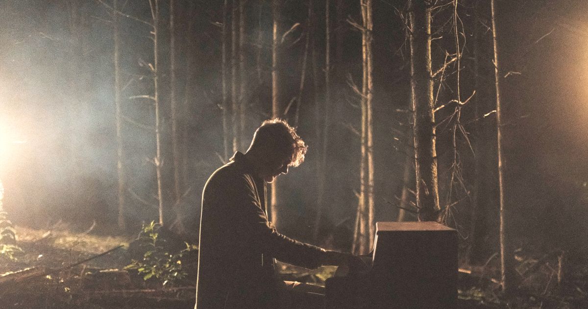 DeLange — In the Arms of Solitude: Een filmisch pianosolo-concert
