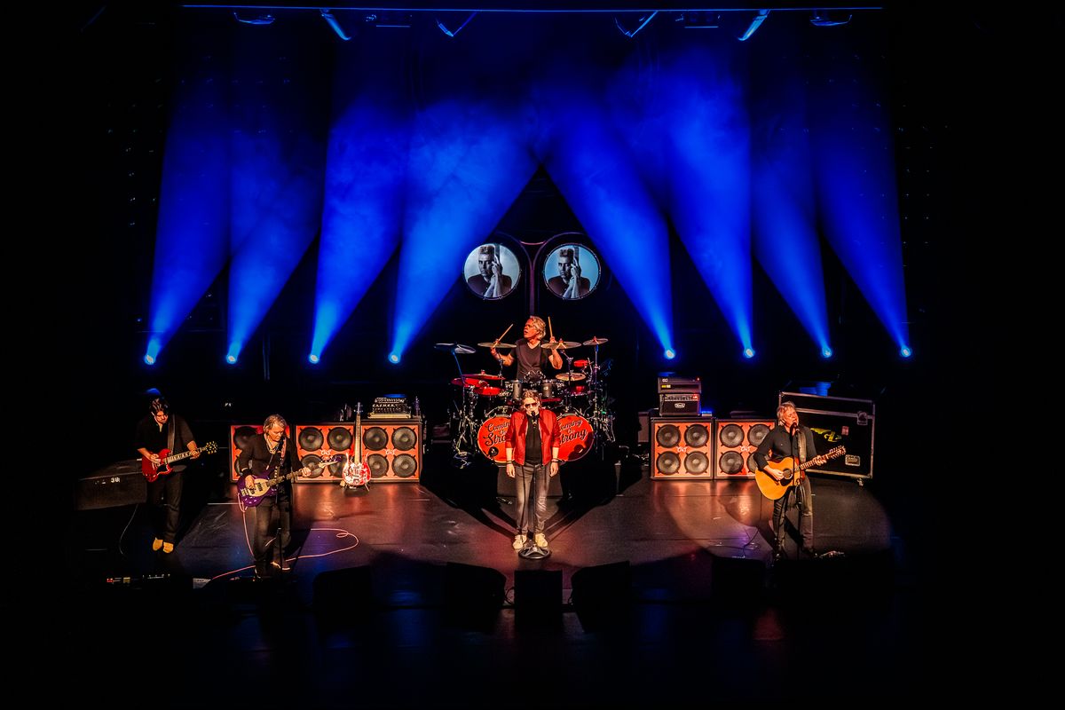 Muzikanten van Onze Earring (The Tribute) in actie